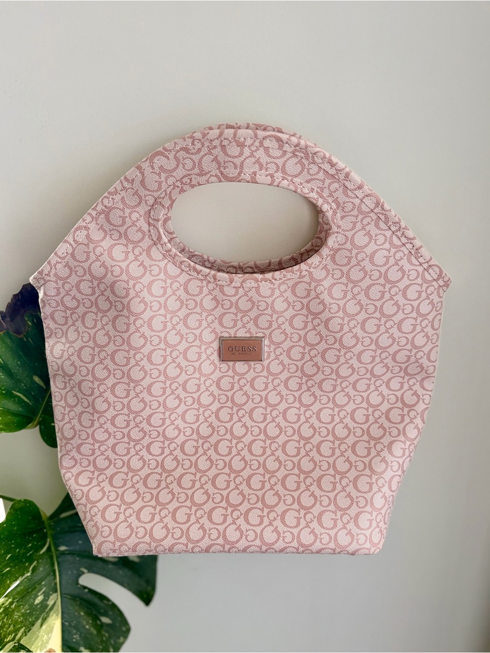 GUESS Pink Monogram Insulated Lunch Bag